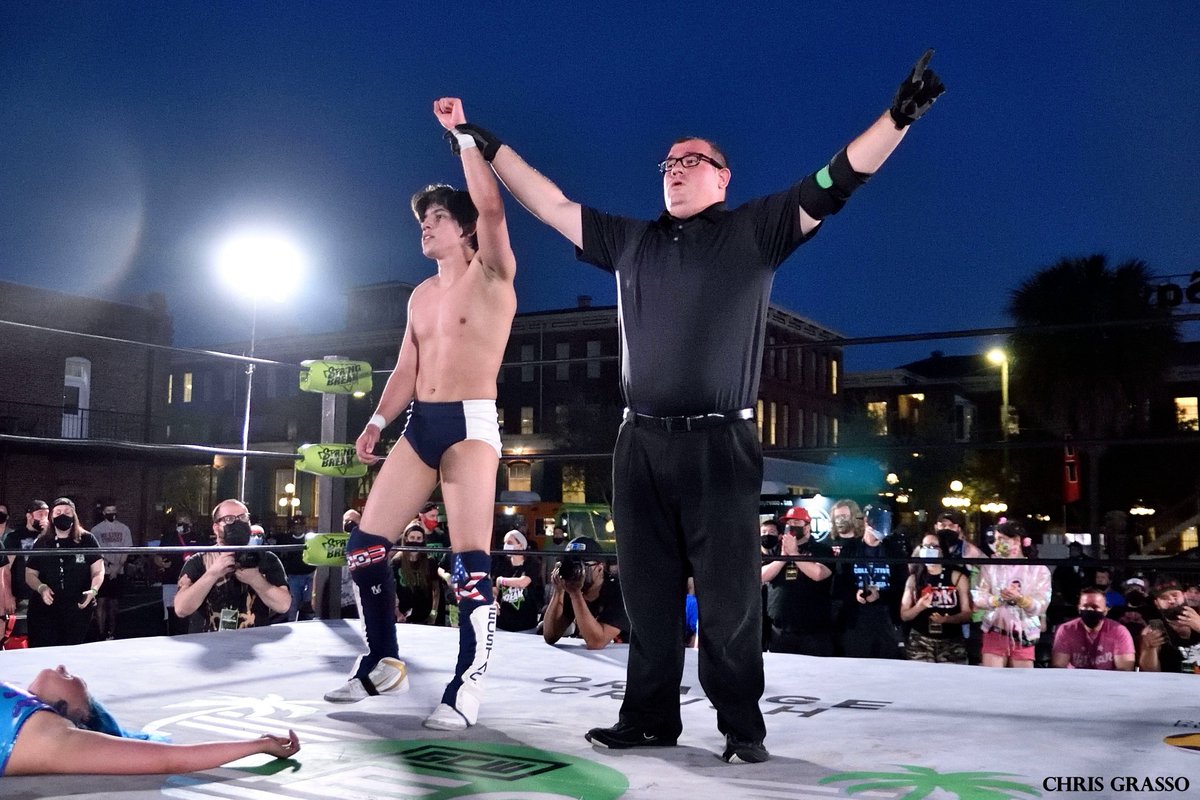 Ringsideguy's tweet photo. Last month's spring break from Tampa revisited #JJSB5 #Rspringbreak @GCWrestling_ 1st match @starb0ycharlie vs. @BillieStarkz 2/2 https://t.co/Ssgn5nUTE7