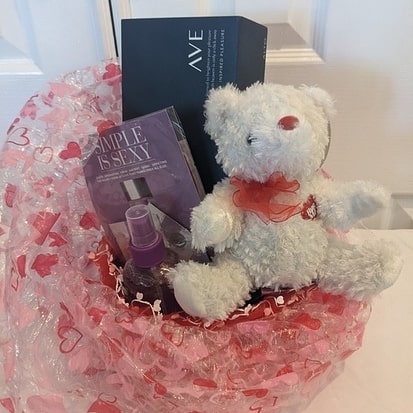 Only 26.5 hrs left to bid wine basket &amp; a Romantic Secrets gift basket full of goodies
32auctions.com/FortSaskRotary