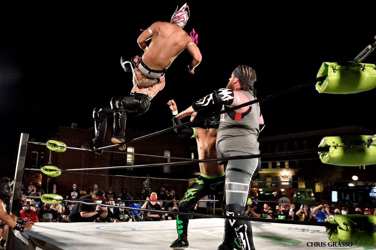 Ringsideguy's tweet photo. Last month's spring break from Tampa revisited #JJSB5 #Rspringbreak @GCWrestling_ 3rd match - 6 man tag 2/2 https://t.co/T3EKTUpSK8