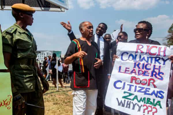 AnjulaSD's tweet photo. #Dirty_Politics + #Debt_trap
Now Zambia, Next Sri Lanka https://t.co/Q9yrW0phDW