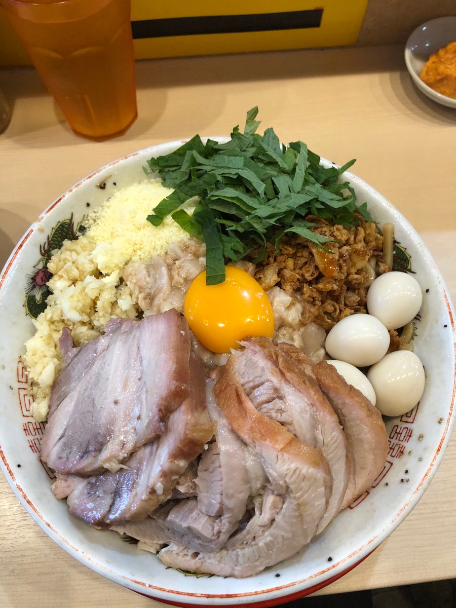 いち ガッツリ ラーメン 豚