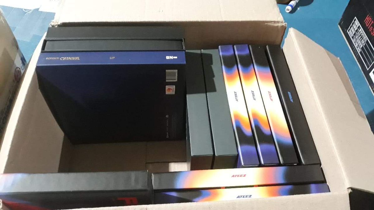ourplaylistshop's tweet photo. #OPSUpdates
Yey! Our 1st box containing unsealed ateez, enhypen and oneus albums has arrived in our kr address 🤗 https://t.co/Mp4z27CWaa