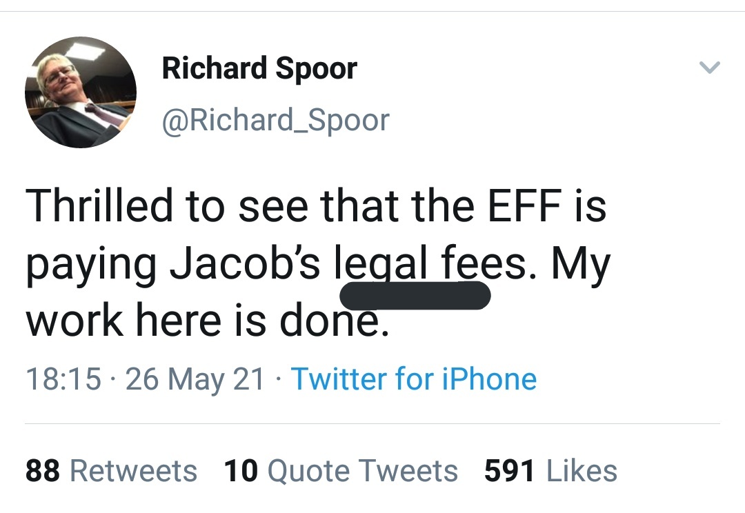 Mutwanamba_SA's tweet photo. EFF haters are some fake news peddlers of some sort, grown ups being misled by a photoshopped tweet. A tweet that allegedly comes from the @EFFSouthAfrica page, but cannot be found there! They don't even try to verify, even when it's very easy to do so. https://t.co/BjOLDpWHXb