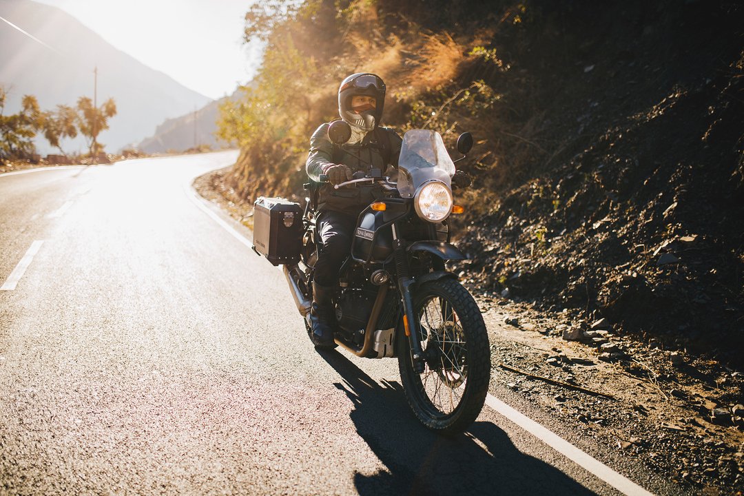 bikerbnb's tweet photo. Our rental fleet is ready to go! 
To learn more about our rental bikes and upcoming rides head over to our website or email ths@bikerbnb.com⠀⠀⠀
.
.
.
.
.
.
.
. 
#motorcyclerental #bikerental #motorcycleadventure #motorcyclehire #hirebike #royalenfieldrental #interceptor #mo https://t.co/t2nbBRfaf5