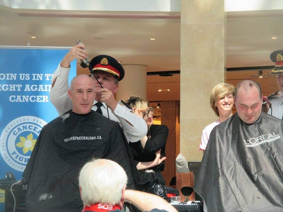 #tbt #throwbackthursday. #CopsForCancer event at #SquareOne #mississauga #HaircutForCharity. #CopsAgainstCancer #hobbyphotographer #johnbgranicphoto📷