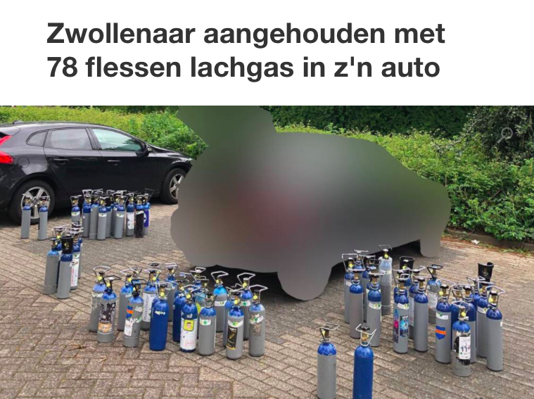 ManoukAttema's tweet photo. "met gierende banden" https://t.co/x9X4H7as9l