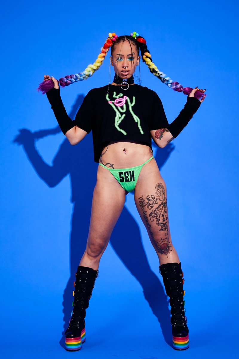 Shop <a href="/dollskill/">Dolls Kill</a> for the Pride Collection 🌈🔥 find ya girls <a href="/Not2Twinz/">Not2Twinz</a> and myself on the face of the website 🥵