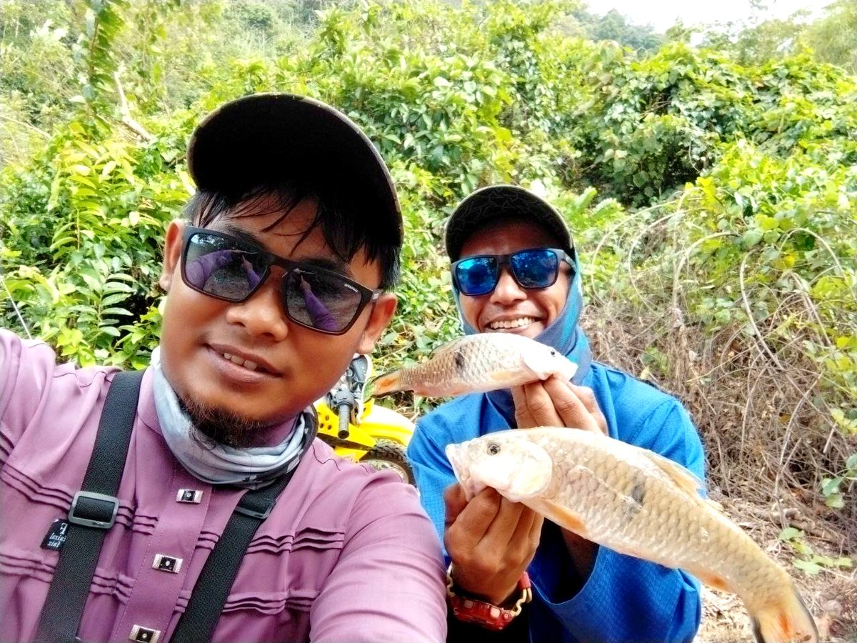 CasterDiary's tweet photo. Jom tonton geng!🔥😘
https://t.co/SpkekUVqDI
#hampala #sebarau #shimano #twinpower #ganko #rapala #utsKatana #Xzoga #fishing #ultralight #caster #casting #mengilat #mancing #lure #ikanz https://t.co/ptErhvbBhb