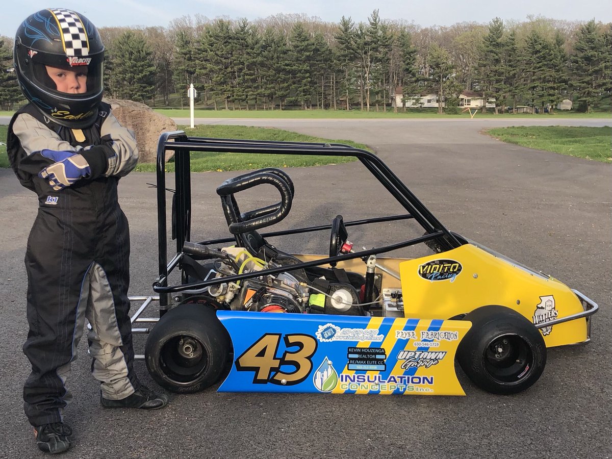 viditoracing's tweet photo. 3 wins in 3 starts so far this season! @CampingWorld we already have your colors just need the logo! @marcuslemonis #3for3 #6yrold #gorealfast #gokart #featurewinner #racer https://t.co/jYZ9eKw4Ab