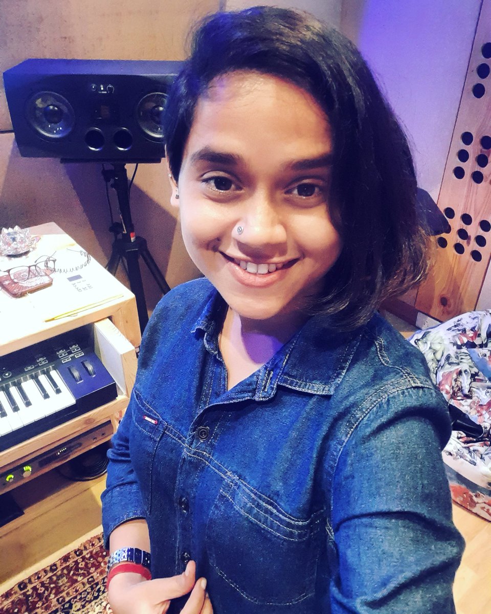 amritabOfficial's tweet photo. Another day Another Recording 🎙
And this one is special.
#staysafestayhome
#recording #newsong #studio #instaimage #instagood #andheri #mumbai #studiosessions #mic #instapic https://t.co/NTeGumS6KK
