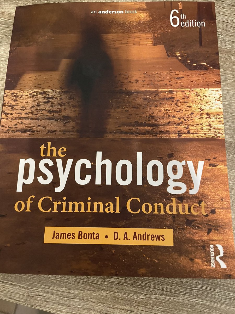 DanMorrell6's tweet image. Two new arrivals. One specifically for work but both work related. Thanks @BethuneTheory for the #PatternsandMotives prompt. 

#Forensics #Psychology #Crime