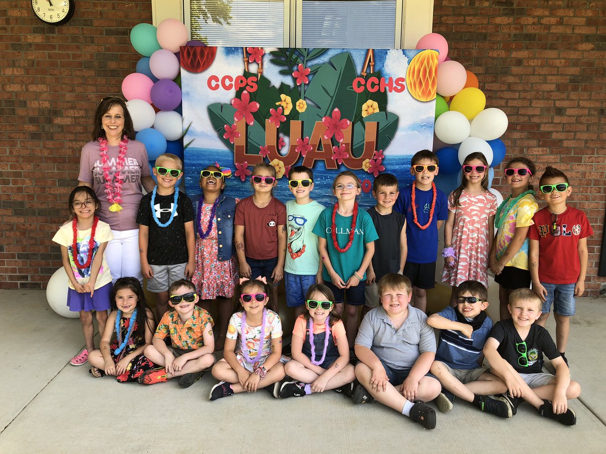 llamaclass's tweet photo. Luau &amp; Class Celebration Day! https://t.co/ahjAW1FDqL
