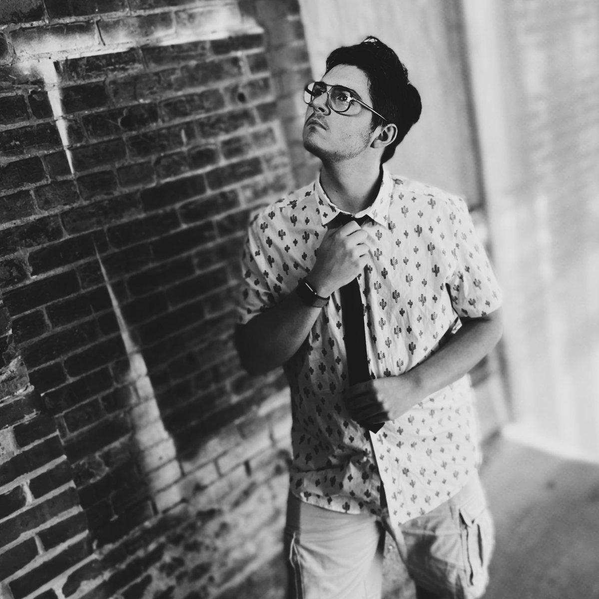 Rafemusic1's tweet photo. Watch out for my upcoming new album, Unsettling Delight. Check out my new website, and while you are there, you can download my new single Loose, for FREE! #RafeAddison #Loose #UnsettlingDelight #Musician #NewMusic #SingerSongwriter #NewSingle https://t.co/DpwHOUCbMv
