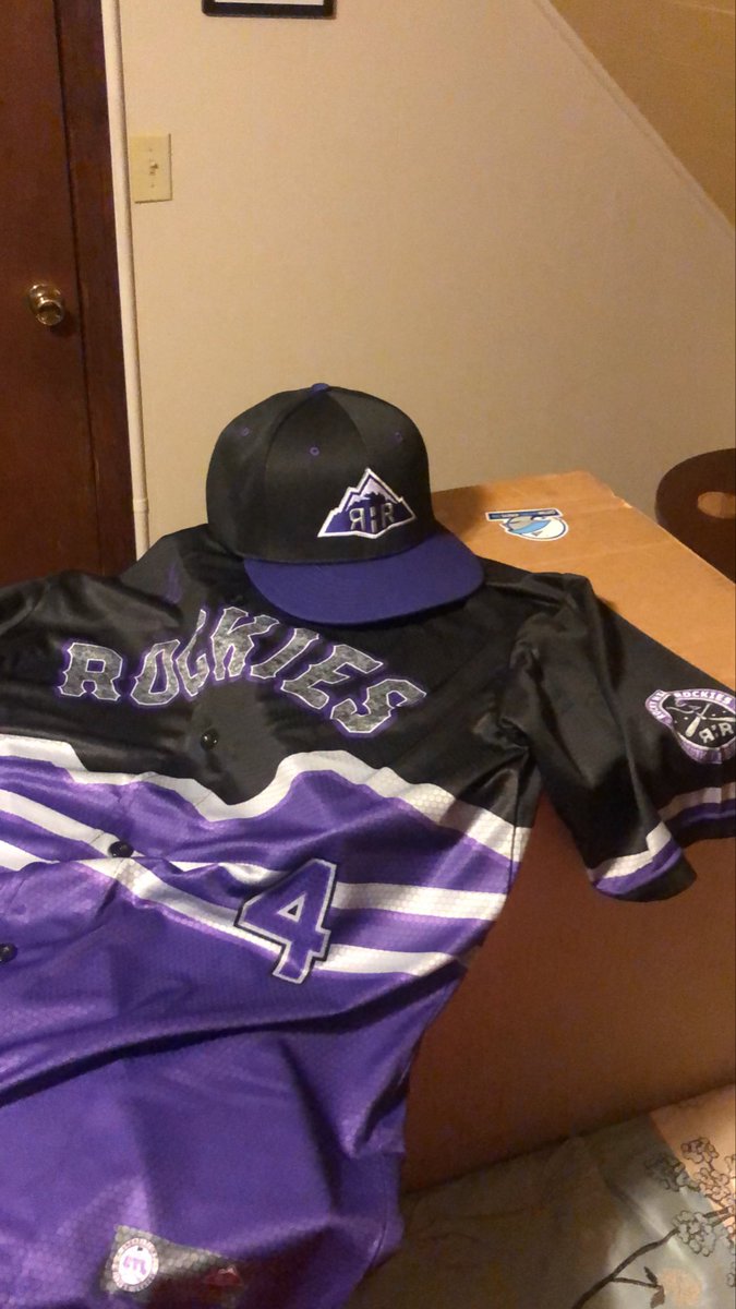 CTL_Rockies's tweet photo. Thank you @CBJ_Triton for such sharp jerseys! 

#teamtriton https://t.co/PhxE4Tlh4S