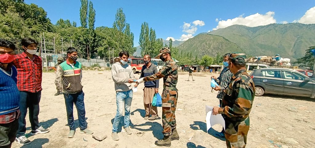 khanhadnish's tweet photo. #IndianArmy 
#CovidAwareness 
#Uri https://t.co/NAnyHR1c11