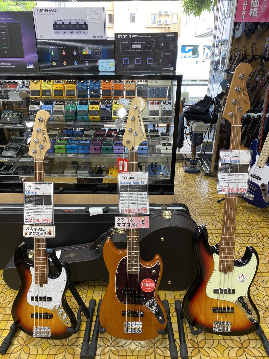 短くて弾き易いショートスケール　フェンダームスタングベース 短くて弾き易いショートスケール フェンダームスタングベース その