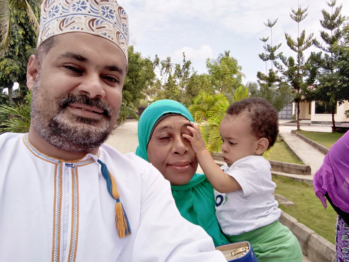 IbnOmar14's tweet photo. Family https://t.co/MoeZ0BKrWz
