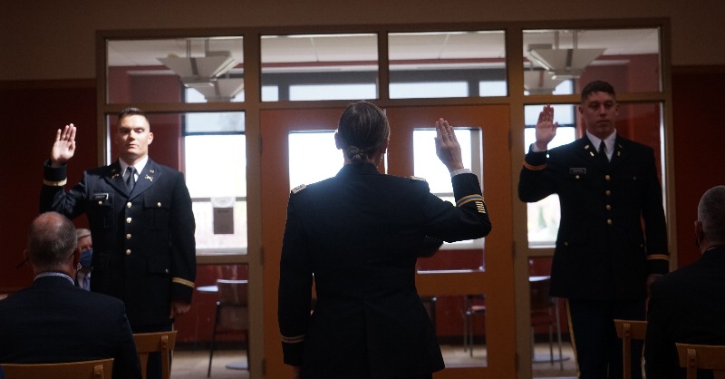 Monmouth College tweet media