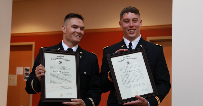 Monmouth College tweet media