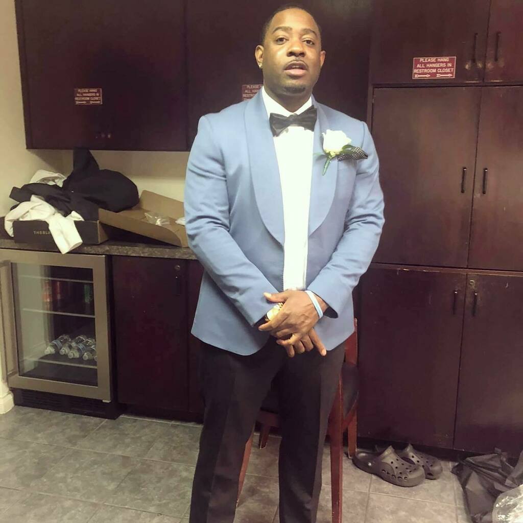 TroyLLF's tweet photo. Fresh2Def.Dressed2impress
.
#troyllf #fpmg #teamllf #1015digital #wedding #theblacktux https://t.co/4JBRnmxyEv https://t.co/flrLcjHaK0