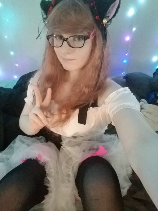 Hewwo UwU https://t.co/jX9SQ2mVOK<a href="/tag/swirly"class="tags"><span>#swirly</span></a>