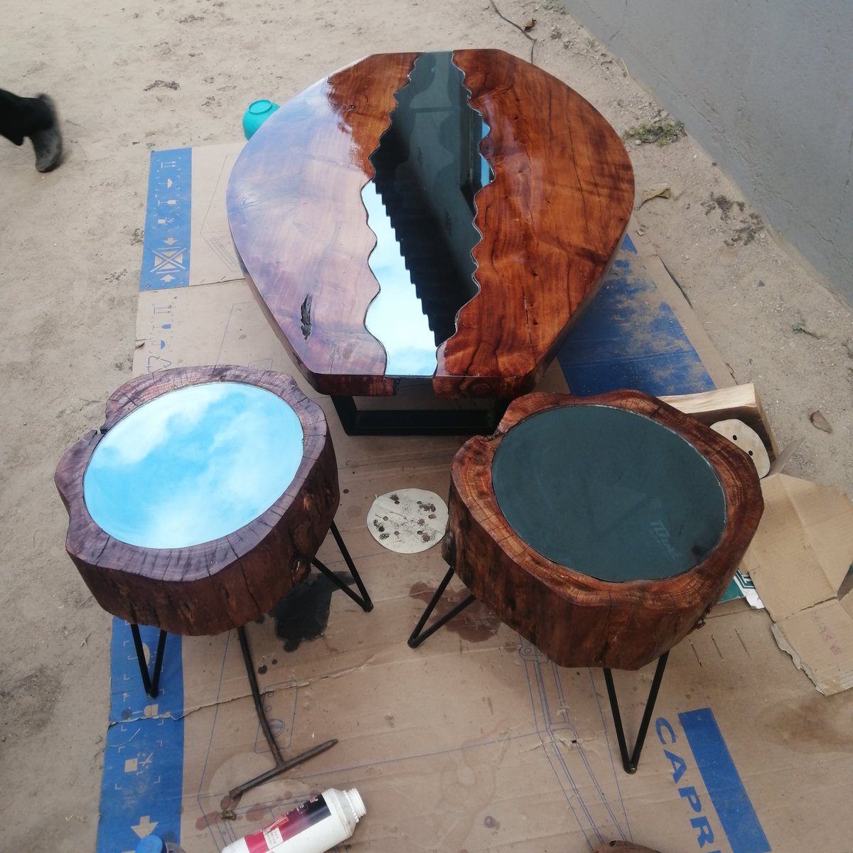 Rustic and live edge furniture 0772505700