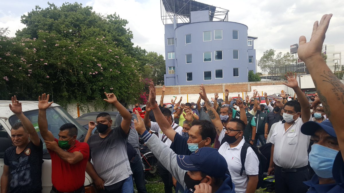 Huntergarrido's tweet photo. El @Sindicato_RTP hace la consulta para hacer presencia el día de Mañana 270521 en la calle de Versalles y hacer un mitin Platón a las afueras de @RTP_CiudadDeMex para hacer valer el estado de derecho!!
#LordGritos #FueraRamonJimenezDeRTP https://t.co/NoTu15kdwC