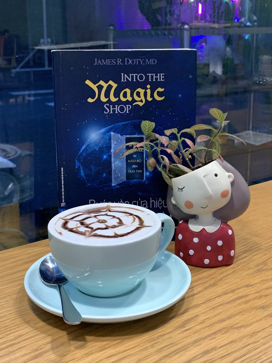 liennguyen88's tweet photo. #hotchocolate #terrycoffee #coffeeinsaigon #saigon https://t.co/GaQUKBppdw