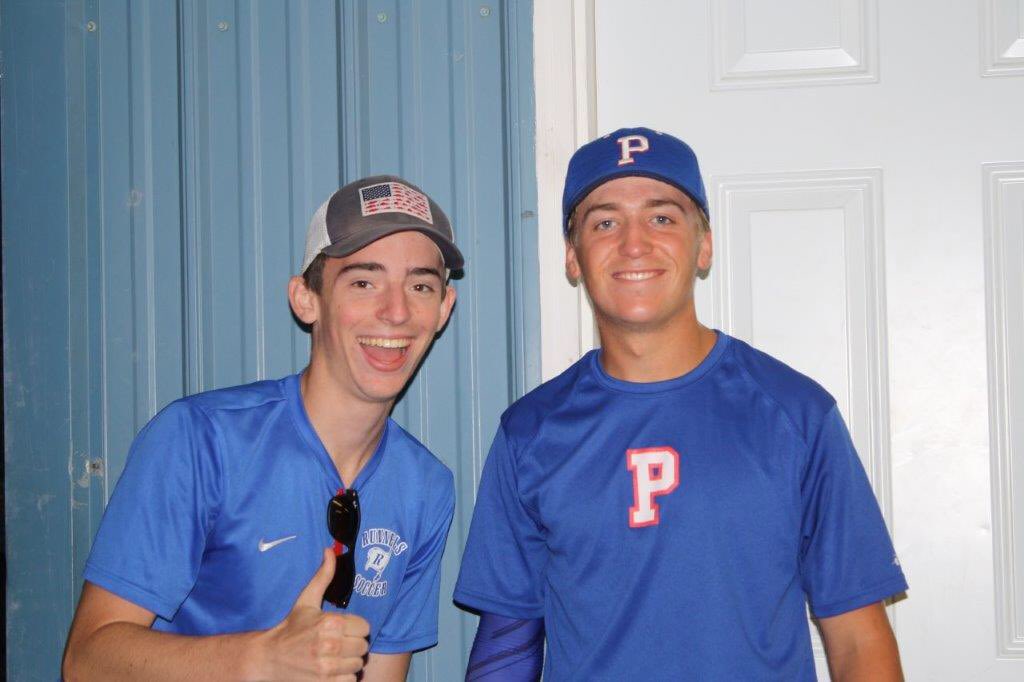 wadester18's tweet photo. One of my closest and best friends. Thankful for all the memories we’ve made over the years. Gonna miss my favorite spikeball and doubles volleyball partner. Good luck in North Carolina buddy!
#shakeandbake https://t.co/gq2zdczIVx