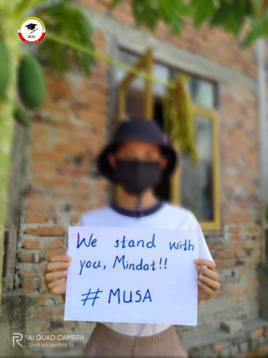 kai87076387's tweet photo. Myo (Khami) University students stand with war victims in Chin State.
#WhatsHappeningInMyanmar #May27Coup https://t.co/fPi3kww8nt