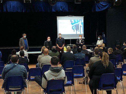 Quand #IDLogistics recrute en nombre , @poleemploi_HDF répond présent ! 53 personnes intéressées en réunion d’information ce matin à #Brebières  ➡️ 50 seront reçues en entretien 👍🏻 et d’autres réunions arrivent bientôt ! #StayConnected #TousMobilisés @catheri08693203 <a href="/ElsaMiquel/">Miquel Elsa</a>