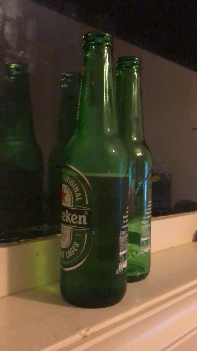DylanGalley's tweet photo. @LaurenceRosen Mare smashing rolling rocks in every scene made me thirst for a green glassed beer https://t.co/TCDLzvwzMz