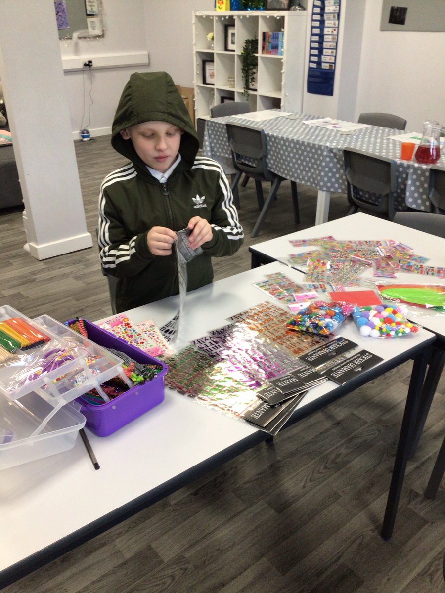 Group4Reach's tweet photo. Group 4 have enjoyed creating our positivity jars. We have already started writing positive notes for ourselves and others. @ReachAcademyUK #nurture #positivity #bekind https://t.co/KKbrLnxEyX