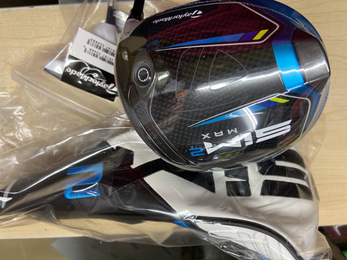 carledwardsgolf's tweet photo. It’s another day of arrivals for customers with deliveries from @TaylorMadeGolf and @PINGTourEurope @Foremostgolf with the new Taylormade Sim Max 2 driver and a set of custom fit Ping G425 irons #pgapro #fitting #supportlocalpros https://t.co/Hsj3Oh9sl1