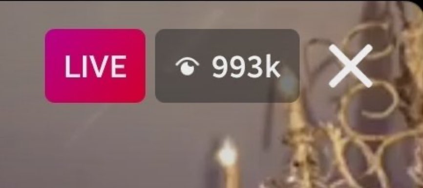 kazteye's tweet photo. thinking about the 7 barbz that could have joined the live to get it to a million 🥲 https://t.co/aPlisuOVhZ