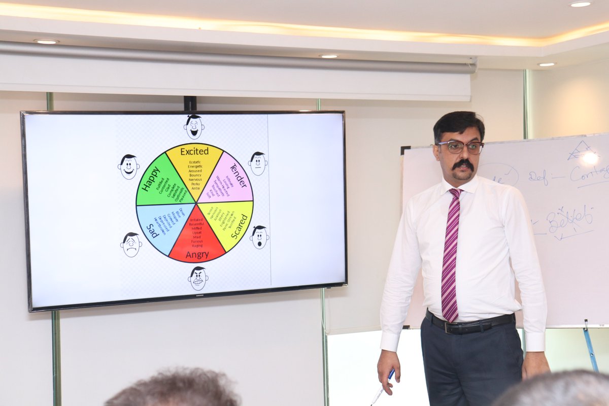 KulsumHospital's tweet photo. HRD organized a Learning and Development session on Developing a +ive Attitude for Success. Mr Moaz Ali  was the Trainer. He motivated the participants how to develop Positive Attitude
#KulsumInternationalHospital #Healthcare #LearningandTraining #PositiveAttitude #HumanResource https://t.co/3iWwvLWowF