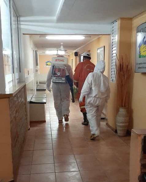 bomberoscalta's tweet photo. Desinfección CLÍNICA DEL SOL

Prensa y Difusión Bomberos Voluntarios Cruz Alta https://t.co/PCgsF2XO23