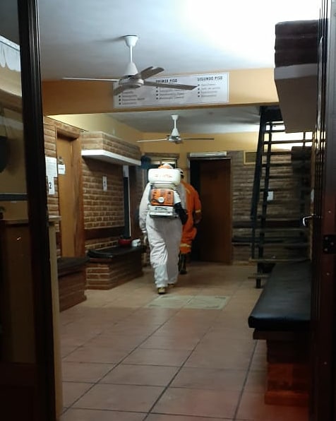 bomberoscalta's tweet photo. Desinfección CLÍNICA DEL SOL

Prensa y Difusión Bomberos Voluntarios Cruz Alta https://t.co/PCgsF2XO23