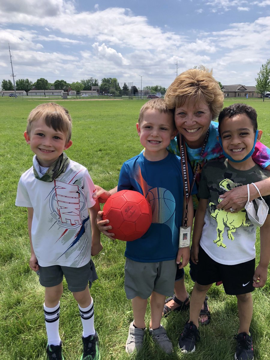 Tanner School tweet media