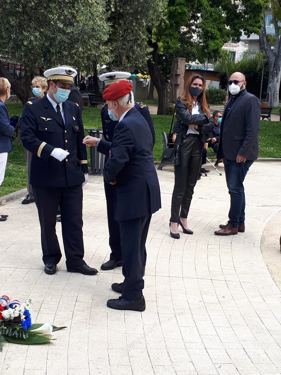 canton_nice5's tweet photo. Commémoration de la 8ème Journée Nationale de la Résistance au Jardin Thiole.
Fiers d’honorer nos anciens
#devoirdemémoire #Nice06 https://t.co/JugiG9KBP0
