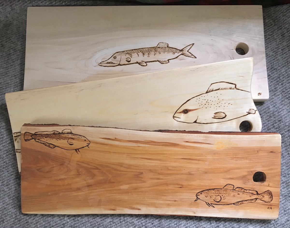 Esaholle's tweet photo. #madeinFinland #kalat #puutyö #keittiö #ruokailu #pyrographic https://t.co/fBoCcKRktz