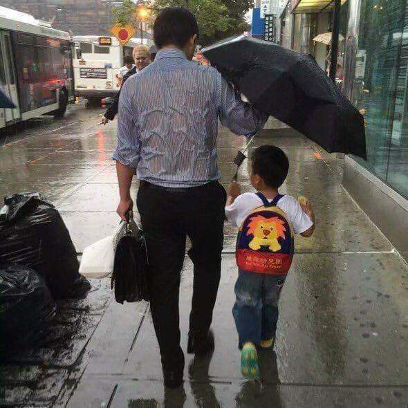 sergiodesiena's tweet photo. Il mestiere di genitore funziona esattamente così...
Ed è uno dei più
difficili... 😎w. https://t.co/MxdL8j2yIK