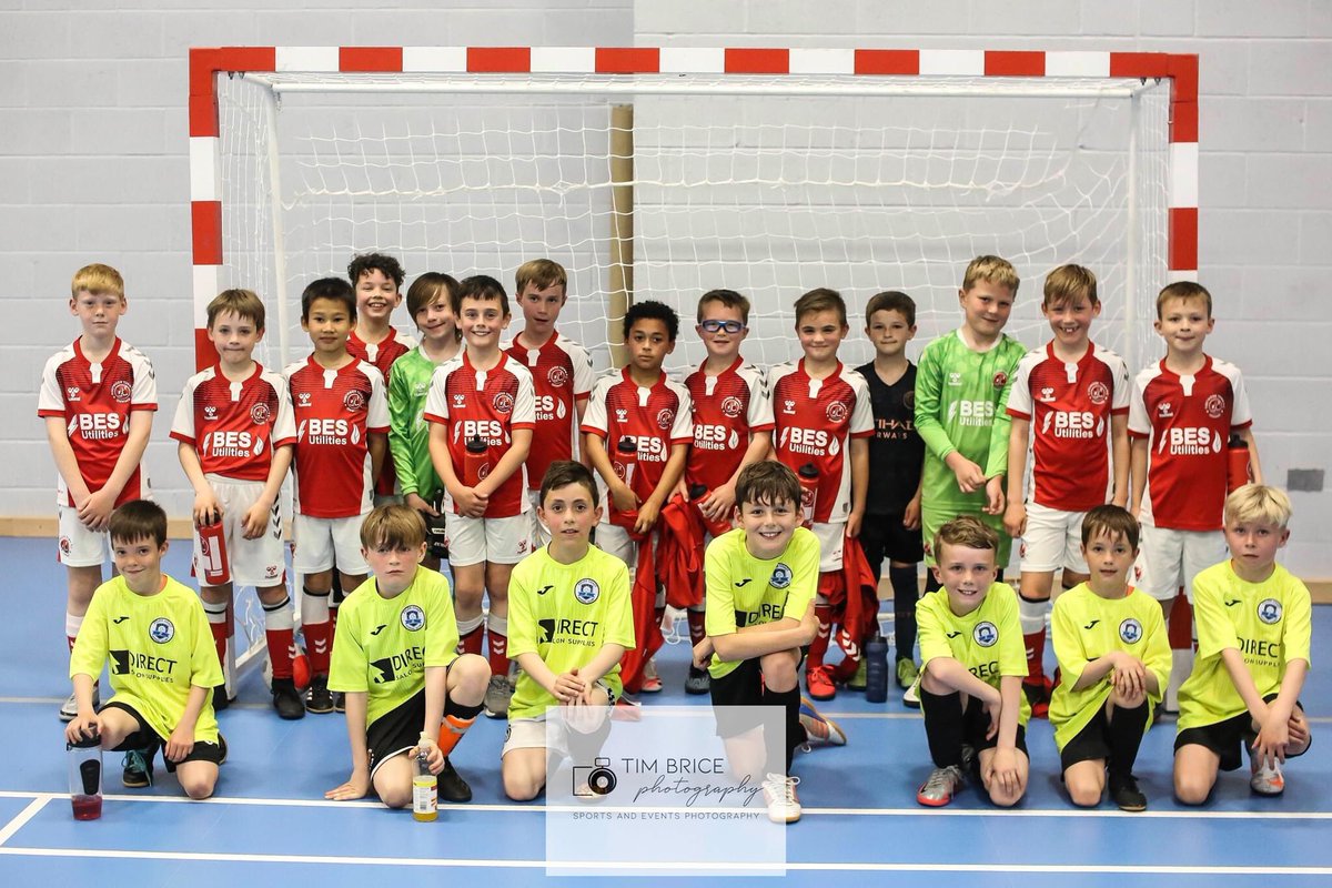 FyldCoastFutsal's tweet photo. Thanks to @academyftfc for the futsal games last night @RossallSport @RossallSchool 

👌 Great to see so many of our players involved and seeing those who have moved up from FY ⏭ FTFC 

🔥 Great futsal, great goals and loads of smiles thanks @TimBricePhotog1 

#wizards #futsal https://t.co/BQiCiLYXCj