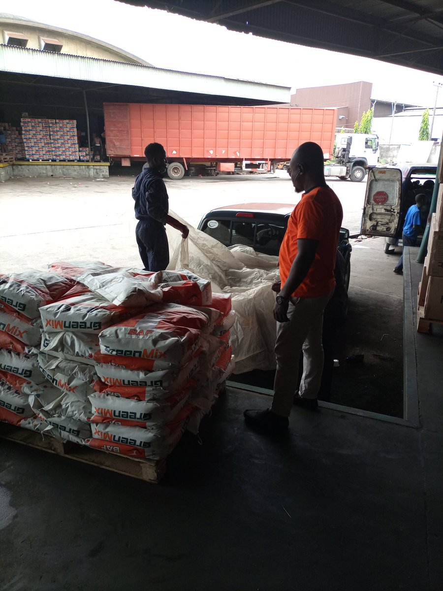 Diamond_Ogbe's tweet photo. Today in our Nigeria warehouse 💪 https://t.co/j9SIEx8EZg