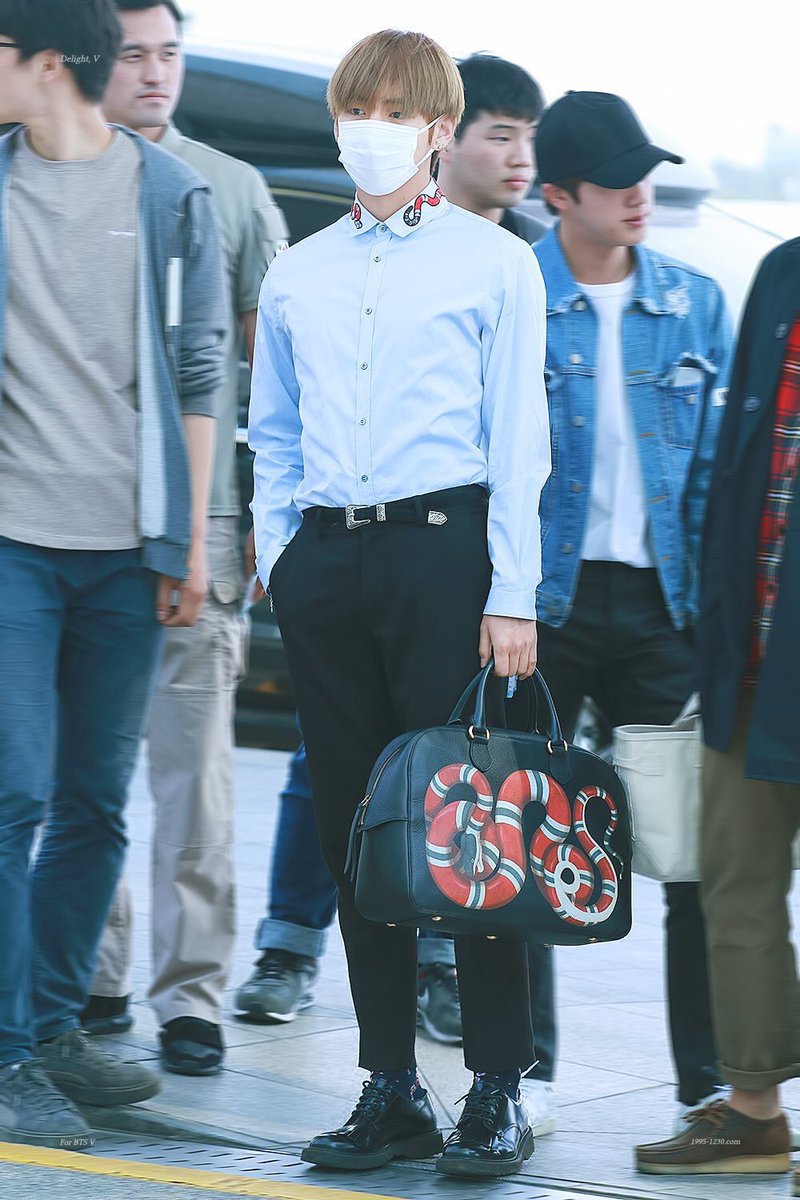 iconickpopfits's tweet photo. 324 . BTS V - 170428 Gucci Outfit : https://t.co/yAjBfQYcfQ