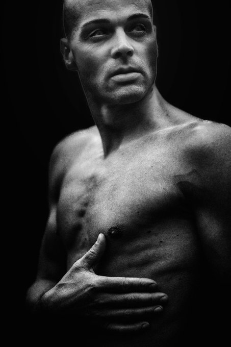 Edit: https://t.co/SLxeRX0htl Photographer: https://t.co/4VyJishenQ    #portrait  #malemodels #art #malemodel<a href="/tag/art"class="tags"><span>#art</span></a><a href="/tag/portrait"class="tags"><span>#portrait</span></a><a href="/tag/male"class="tags"><span>#male</span></a><a href="/tag/modeling"class="tags"><span>#modeling</span></a><a href="/tag/malemodel"class="tags"><span>#malemodel</span></a><a href="/tag/malemodels"class="tags"><span>#malemodels</span></a>