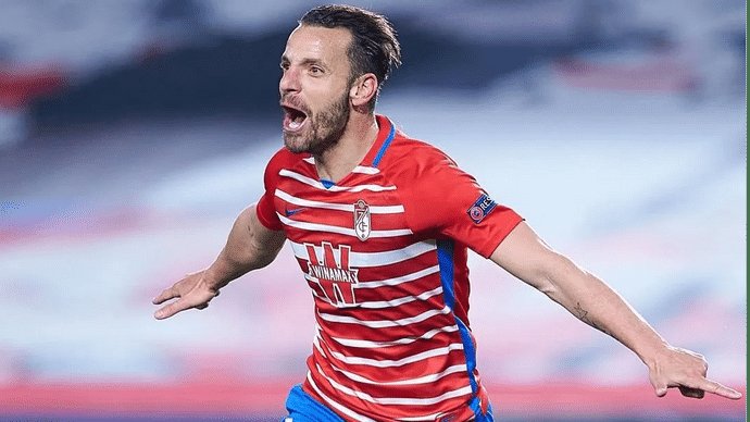 Happy 3  6  th birthday to Granada striker Roberto Soldado. Best wishes today.  