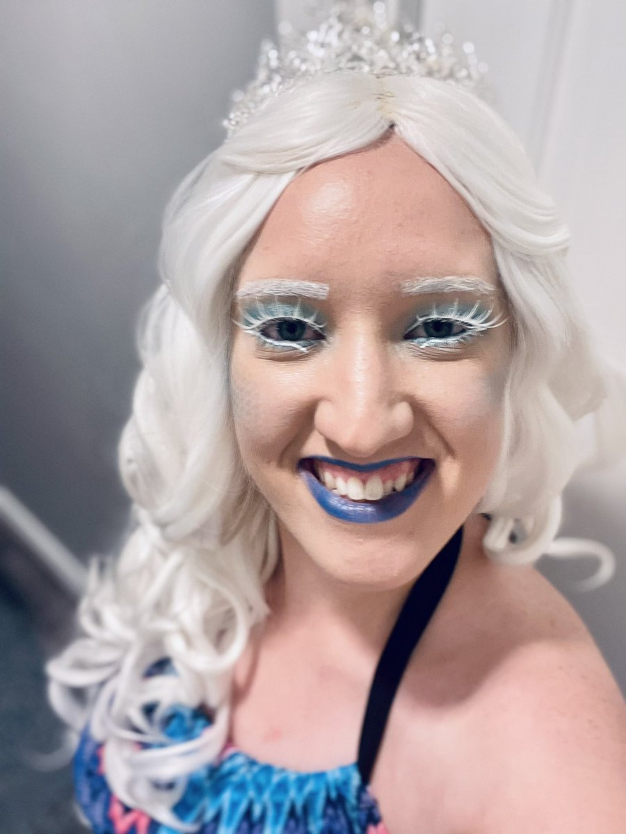 KaiaraLulu's tweet photo. So excited to announce that I am joining Court of Mermaids as mermaid Svetlana! #Mermaid #courtofmermaids #utahmermaid #utahactor https://t.co/uPG2TXPP9g