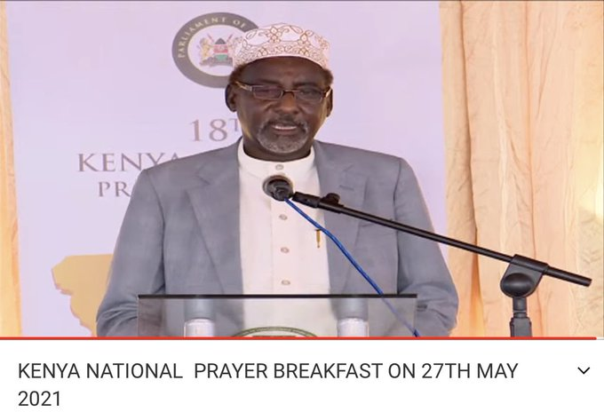 Maritim_Beryl's tweet photo. BreakfastMuslim Chaplain Dr. Sheikh Abdullah offering a reading from the Holy Quran and a prayer for a hopeful future #NationalPrayerBreakfast https://t.co/8ne9mClwVS
