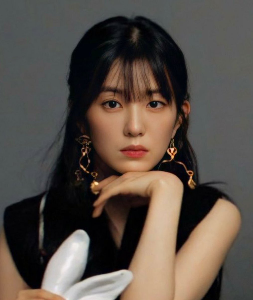 irene_record's tweet photo. [200517 🐰💭]

Wait with respect. https://t.co/0J98iKwumN